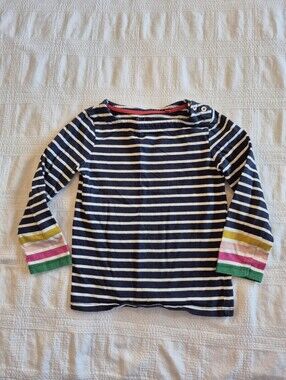 Mini Boden girls 4-5 years blue and white striped shirt rainbow cuff VGUC